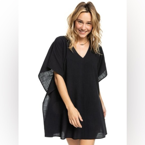 Lake Of Time - Short Poncho for Women/ Navy Blue - Picture 1 of 7